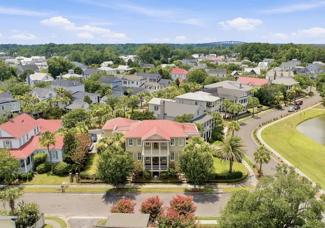 Photo 2 of Single family home for sale at 212 Beauford Pointe, Mount Pleasant, SC 29464 | MLS# 26020106 | Listing updated on 2026-09-16