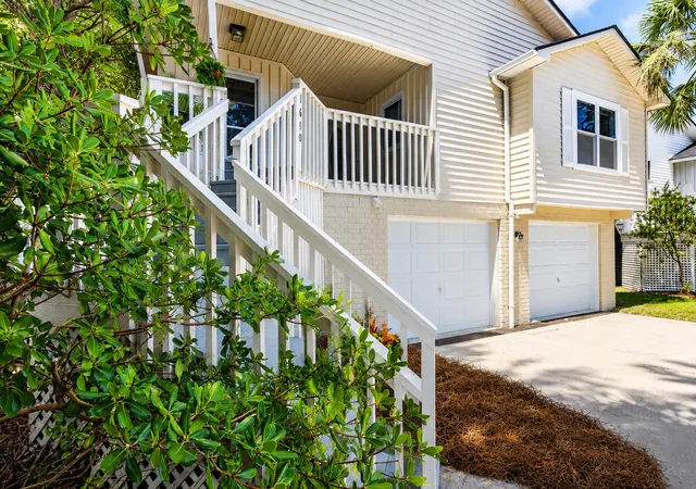 2nd image of 1640 Fairway Pl Ln, Mount Pleasant, SC 29464 | MLS# 26023816