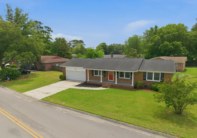 Homes for sale in Ladson, SC | 102 Washington Dr, Ladson, SC 29456 | MLS# 26016028