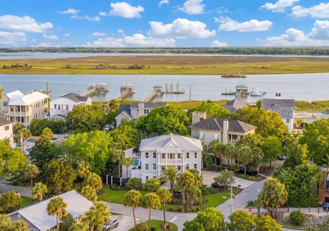 2nd image of 7 2nd Ave, Isle Of Palms, SC 29451 | MLS# 26010449