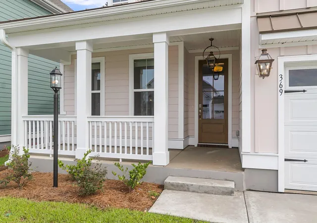 Photo 4 of Single family home for sale at 1 Tuggle Lane Dr, Ridgeville, SC 29472 | MLS# 26023909 | Listing updated on 2026-08-22