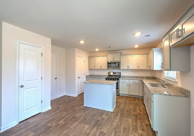 5th image of 121 Tahoe Dr, Orangeburg, SC 29118 | MLS# 26015082