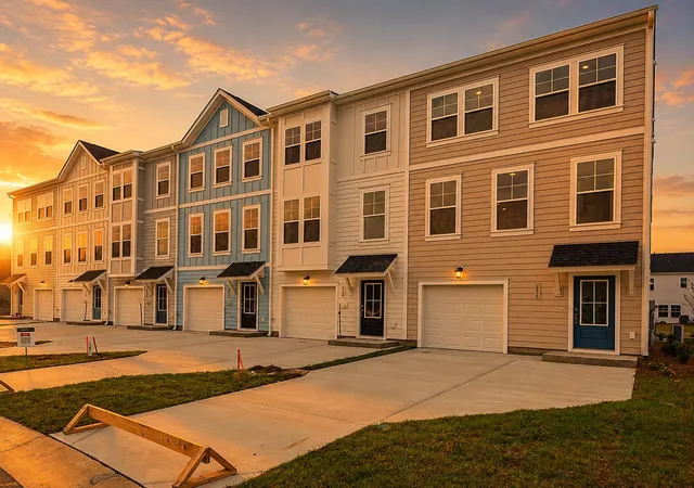 Photo 1 of Townhouse for sale at 528 Heathwood Way, Summerville, SC 29486 | MLS# 26020916 | Listing updated on 2026-09-10