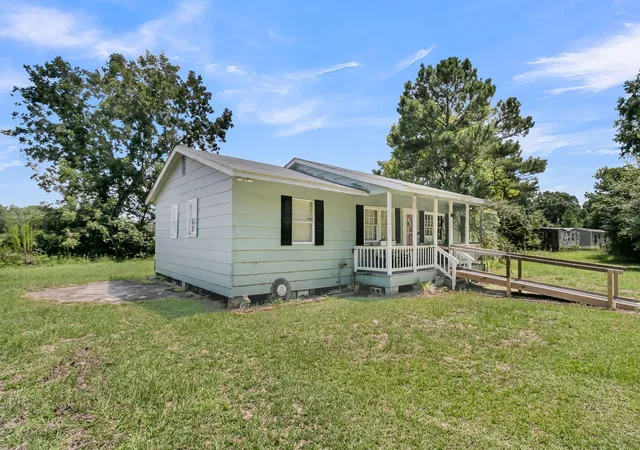 Photo 1 of Single family home for sale at 659 Taylor Pond Rd, Dorchester, SC 29437 | MLS# 26023119 | Listing updated on 2026-08-19