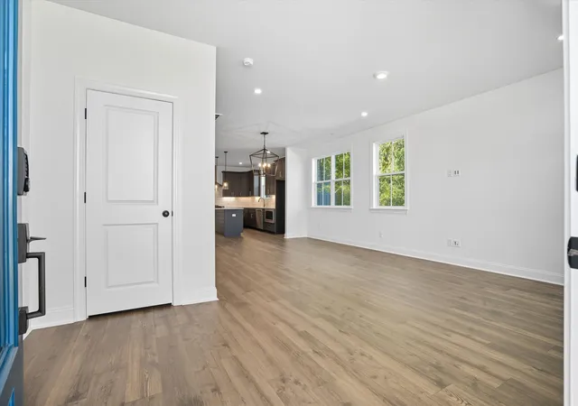 3rd image of 536 Hayes Park Blvd, Johns Island, SC 29455 | MLS# 26020458