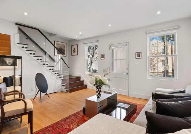 Homes for sale in Charleston, SC | 301 Broad St #Apt 1, Charleston, SC 29401 | MLS# 26014133