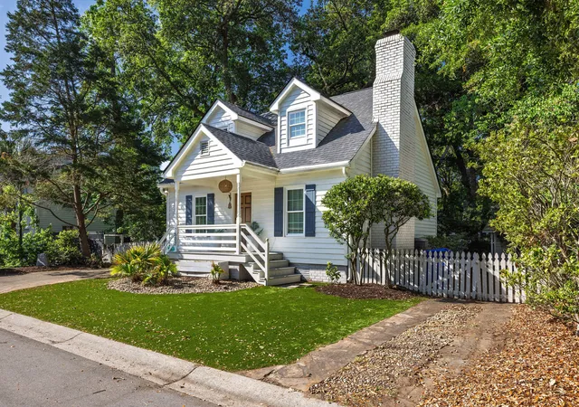 3rd image of 1507 Village Sq, Mount Pleasant, SC 29464 | MLS# 26022489