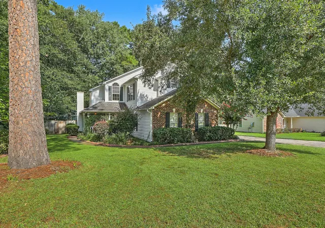 Photo 1 of Single family home for sale at 306 Black Oak Blvd, Summerville, SC 29485 | MLS# 26023635 | Listing updated on 2026-09-15
