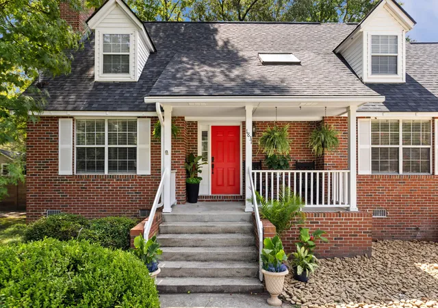 Photo 1 of Single family home for sale at 1831 Houghton Dr, Charleston, SC 29412 | MLS# 26024483 | Listing updated on 2026-08-30