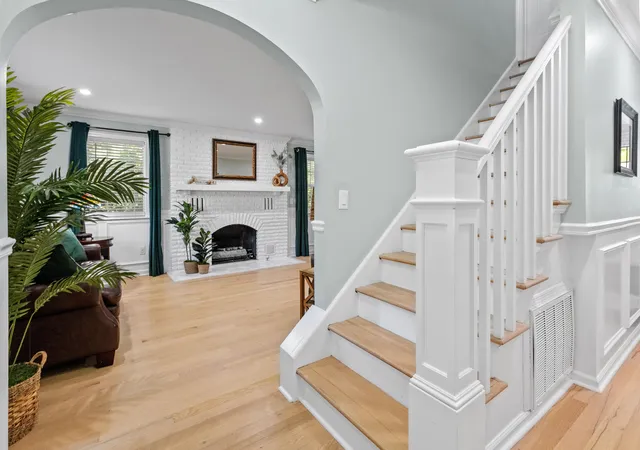 Photo 4 of Single family home for sale at 1831 Houghton Dr, Charleston, SC 29412 | MLS# 26024483 | Listing updated on 2026-08-30