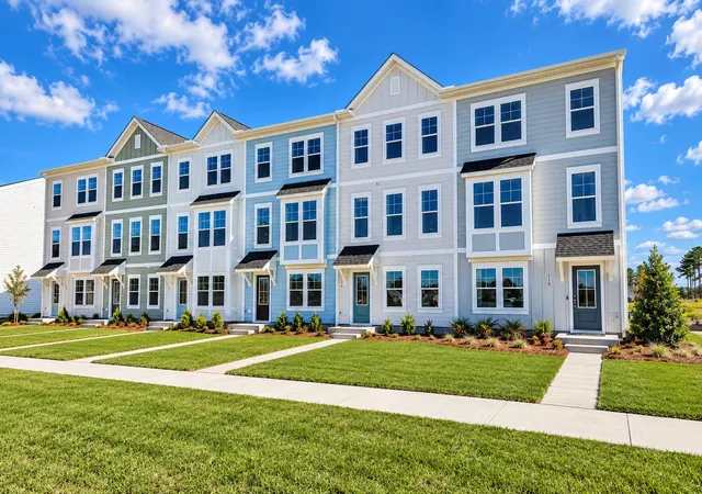 Townhouse for sale at 210 Laurelhurst Ln, Johns Island, SC 29455 | MLS# 26029352