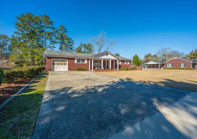 Homes for sale in Saint George, SC | 111 Weathers St, Saint George, SC 29477 | MLS# 26002174