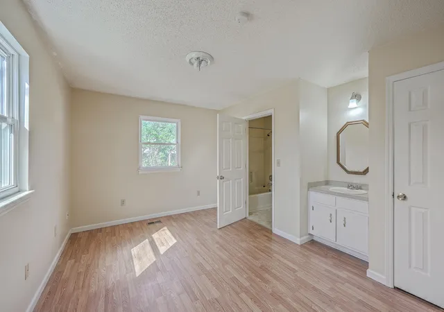 Photo 3 of Single family home for sale at 106 Mayrant St, Summerville, SC 29483 | MLS# 25006571 | Listing updated on 2026-08-04