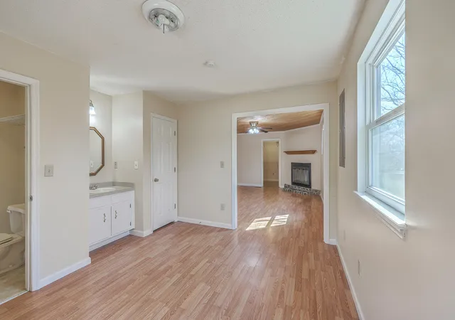 Photo 4 of Single family home for sale at 106 Mayrant St, Summerville, SC 29483 | MLS# 25006571 | Listing updated on 2026-08-04