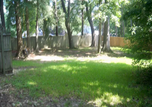 Photo 3 of Single family home for sale at 105 Miller Ct, Summerville, SC 29485 | MLS# 26022682 | Listing updated on 2026-09-09