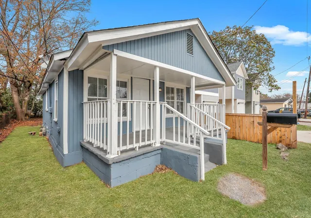 Photo 1 of Single family home for sale at 1984 Hugo Ave, North Charleston, SC 29405 | MLS# 25002976 | Listing updated on 2026-08-05