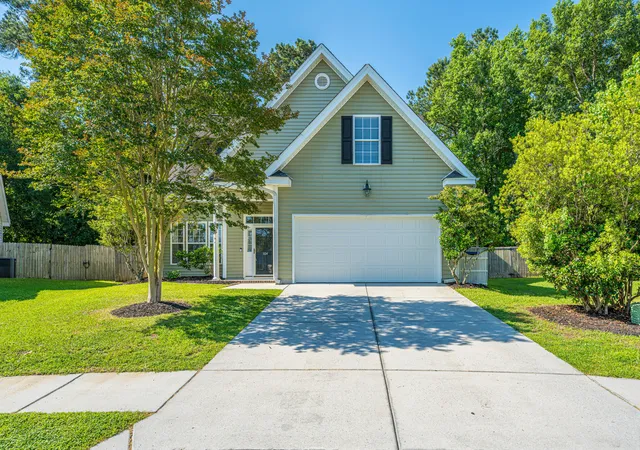 Photo 2 of Single family home for sale at 104 Equinox Cir, Ladson, SC 29456 | MLS# 26013901 | Listing updated on 2026-08-24