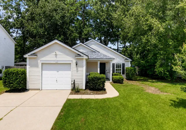Single family home for sale at 2412 Stingray Blvd, Charleston, SC 29406 | MLS# 26022135