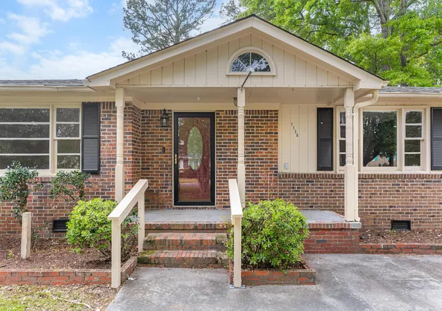 1st image of 1136 Lakeshore Dr, Orangeburg, SC 29115 | MLS# 26016391