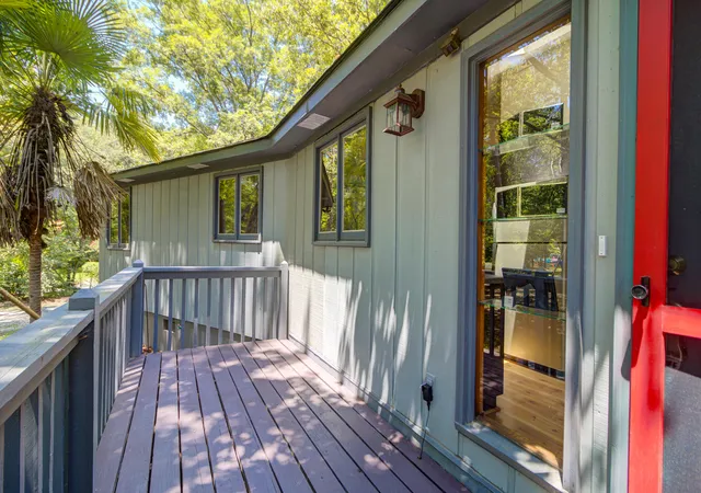 Photo 2 of Single family home for sale at 114 Poplar Cir, Summerville, SC 29483 | MLS# 26019418 | Listing updated on 2026-08-28