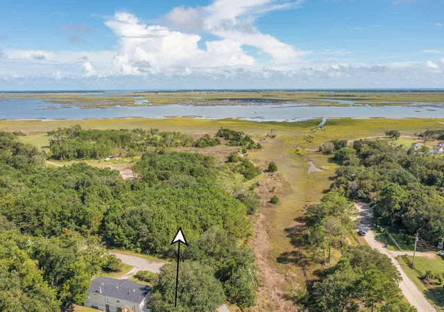 17th image of 2731 Hamlin Beach Rd, Mount Pleasant, SC 29466 | MLS# 25028380