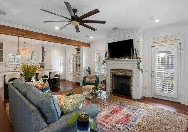 Photo 4 of Single family home for sale at 780 Post Oak Dr, Mount Pleasant, SC 29464 | MLS# 25031273 | Listing updated on 2026-08-04