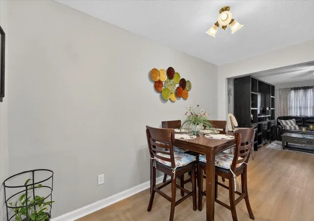Photo 4 of Townhouse for sale at 705 Reserve Wy, Summerville, SC 29485 | MLS# 26023985 | Listing updated on 2026-09-29