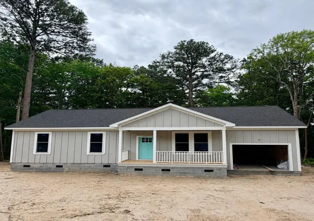 Homes for sale in Ravenel, SC | 5718 Glifton Ave, Ravenel, SC 29470 | MLS# 26017677