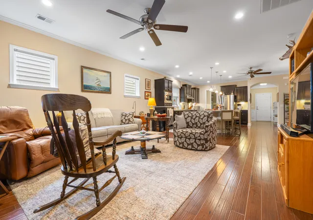 Photo 4 of Single family home for sale at 575 Eastern Isle Ave, Summerville, SC 29486 | MLS# 26000229 | Listing updated on 2026-08-11