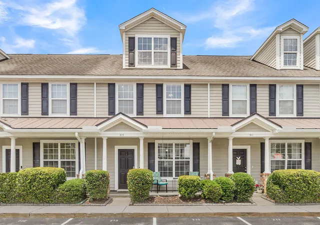 Photo 2 of Townhouse for sale at 213 Hemingway Cir, Summerville, SC 29483 | MLS# 26016742 | Listing updated on 2026-09-13