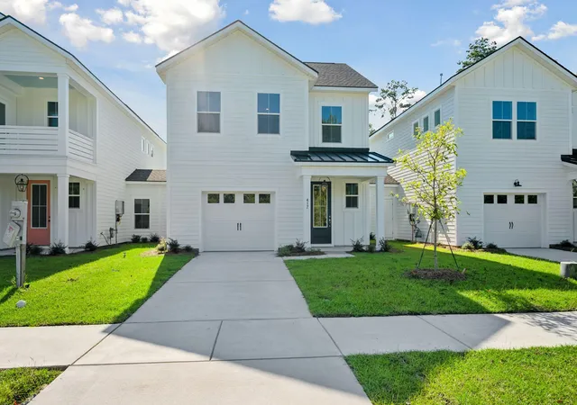 Photo 2 of Sale Pending at 168 Claret Cup Way, Charleston, SC 29414 | MLS# 25032574 | Listing updated on 2026-08-04