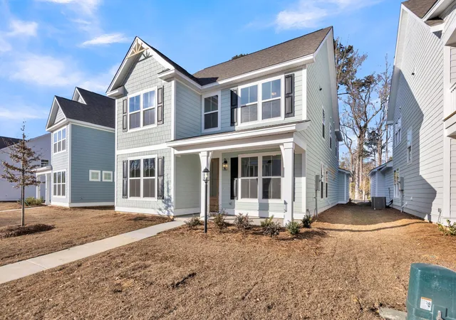 Photo 2 of Single family home for sale at 7 Cantona Dr, Summerville, SC 29483 | MLS# 25030908 | Listing updated on 2026-08-31