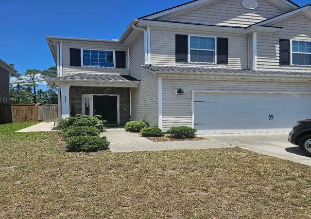 Photo 2 of Single family home for sale at 447 Whispering Breeze Ln, Summerville, SC 29486 | MLS# 26013574 | Listing updated on 2026-10-16