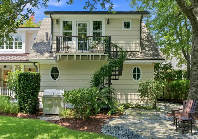 Photo 4 of Single family home for sale at 7 Cochran Ct, Charleston, SC 29407 | MLS# 26022064 | Listing updated on 2026-09-17