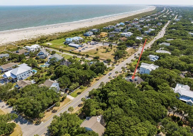 Homes for sale in Isle Of Palms, SC | 3 Barnacle Row, Isle Of Palms, SC 29451 | MLS# 26019323