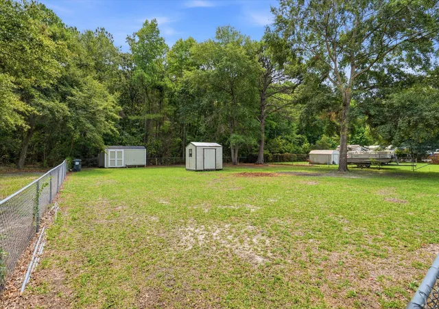 Photo 25 of Manufactured home for sale at 522 Pauline Dr, Bonneau, SC 29431 | MLS# 26021481 | Listing updated on 2026-10-04