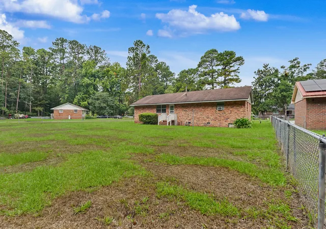 18th image of 419 Cleveland St, Walterboro, SC 29488 | MLS# 26021536