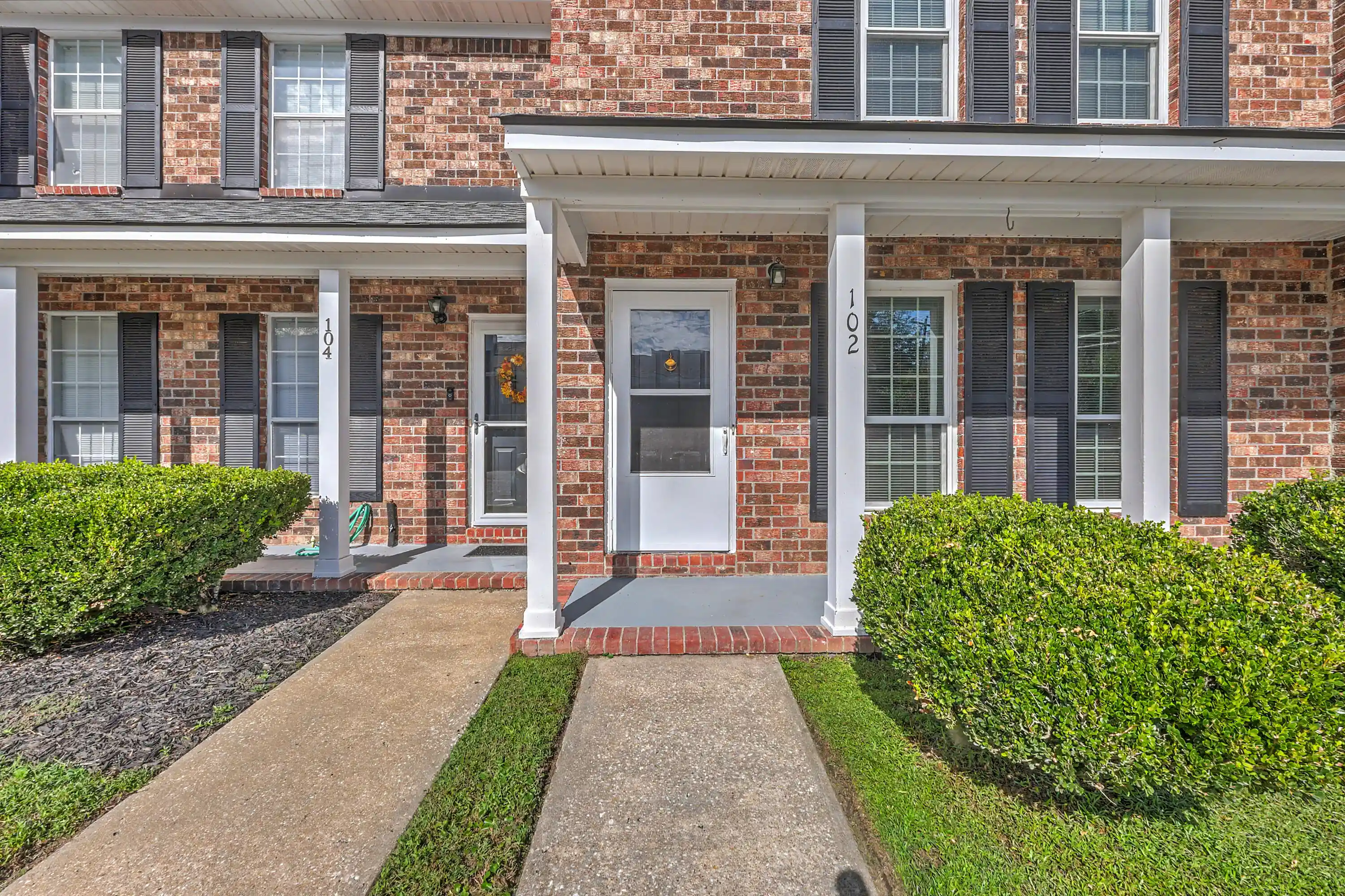 Townhouse for sale at 102 Sandlewood Dr, Summerville, SC 29483 | MLS# 26028274