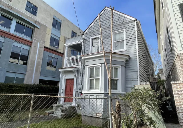 3rd image of 3 Elizabeth St, Charleston, SC 29403 | MLS# 26006516