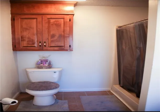 Photo 4 of Sale Pending at 113 Runnymeade St, Greenwood, SC 29649 | MLS# 20247348 | Listing updated on 2025-06-24