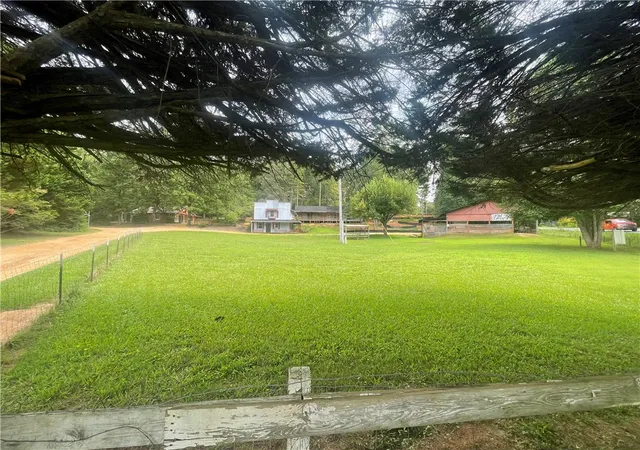 Photo 3 of Multi family home for sale at 614 Village Dr, Mountain Rest, SC 29664 | MLS# 20278255 | Listing updated on 2026-02-20