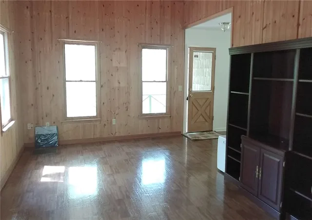 Photo 2 of Single family home for sale at 157 Deerwood Dr, Westminster, SC 29693 | MLS# 20279878 | Listing updated on 2026-09-23