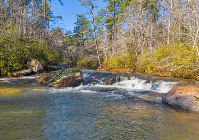 Photo 1 of Land for sale at 282 Little River Ln, Walhalla, SC 29691 | MLS# 20283281 | Listing updated on 2026-10-08