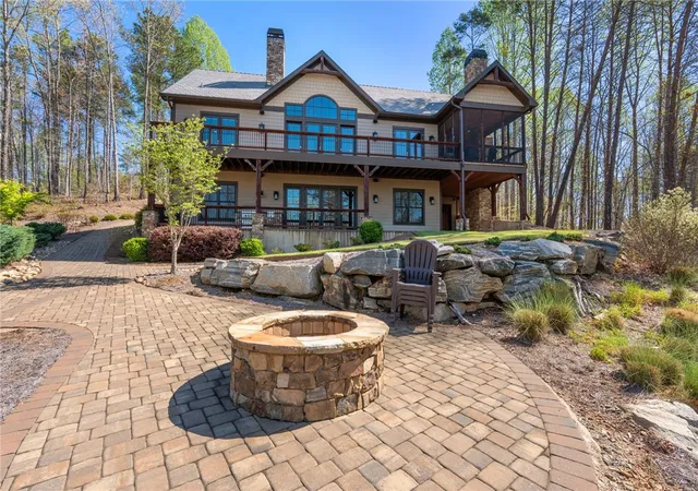 Photo 3 of Single family home for sale at 114 Peninsula Ct, Sunset, SC 29685 | MLS# 20285600 | Listing updated on 2026-10-13