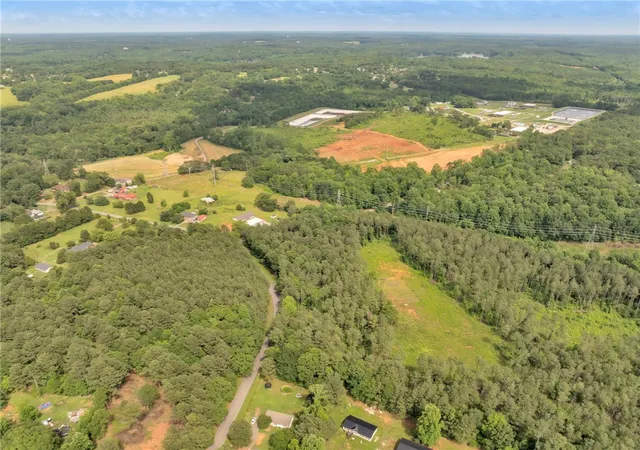 Photo 1 of Sale Pending at 340 Lawrence Rd, Anderson, SC 29624 | MLS# 20288773 | Listing updated on 2026-06-01
