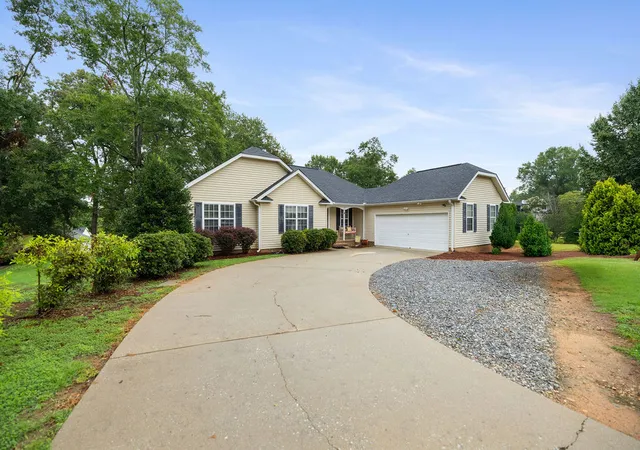Photo 1 of Single family home for sale at 109 Coachman Ct, Anderson, SC 29625 | MLS# 20291027 | Listing updated on 2026-07-01