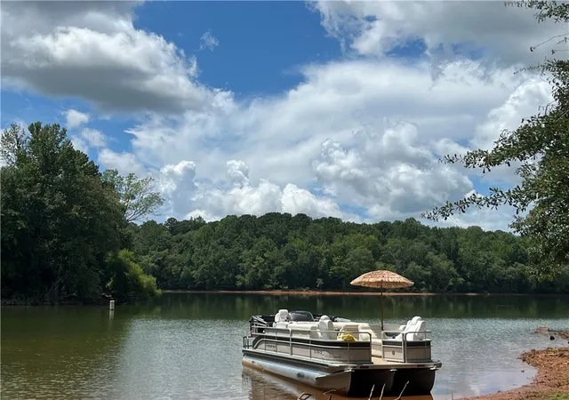 Photo 2 of Sale Pending at 103 Amanda Dr, Anderson, SC 29621 | MLS# 20291340 | Listing updated on 2026-08-04