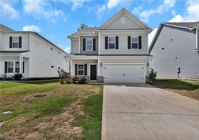 Photo 1 of Single family home for sale at 212 Carvel Trl, Seneca, SC 29678 | MLS# 20292644 | Listing updated on 2026-07-27