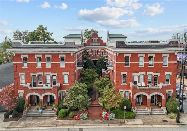Condo for sale at 400 E Washington St #27, Greenville, SC 29601 | MLS# 20292702 | Listing updated on 2026-05-30
