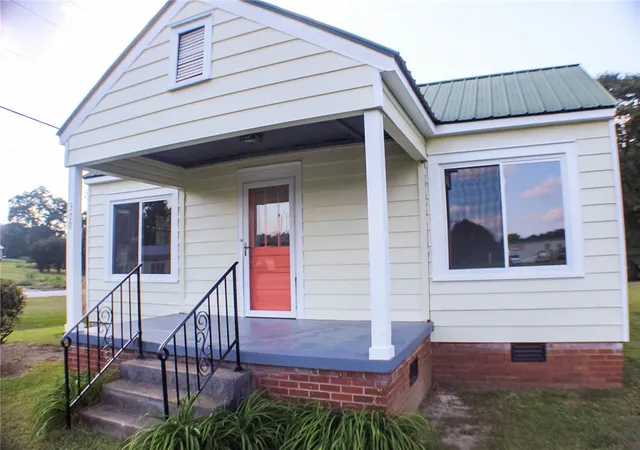 Photo 46 of Single family home for sale at 300 Betsy St, Iva, SC 29655 | MLS# 20292874 | Listing updated on 2026-10-02